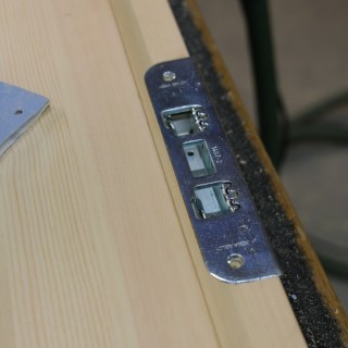 Test av slutbleckspassning i dörrkarm